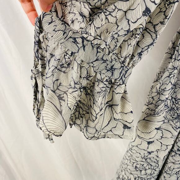 Molly Bracken Floral Boho Babydoll Style Dress Size XS NWT‎ - Picture 2 of 9